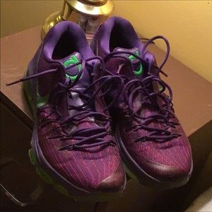 Kd8